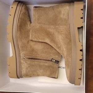 Vince Men's Green Romero Leather Boot In Flint Suede